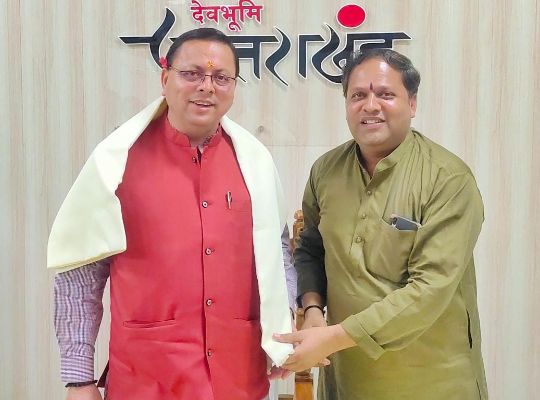 BJP state minister Vikas Sharma met CM Dhami, demanded to rehabilitate Rudrapur traders