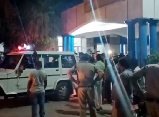 Uttarakhand: Dispute between two parties in Rudrapur! Firing in the middle of the night created panic, senior police officers reached the hospital