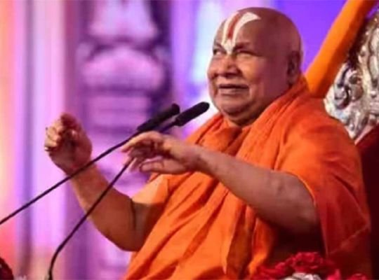 Uttarakhand: Jagadguru Swami Rambhadracharya's health deteriorated again! Admitted to Dehradun hospital