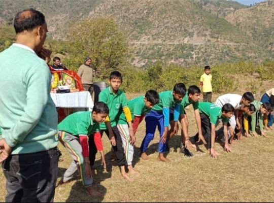 Nainital: Scholars Home School Inter-School Sports Competition! Deepanshu and Sandhya won on the second day