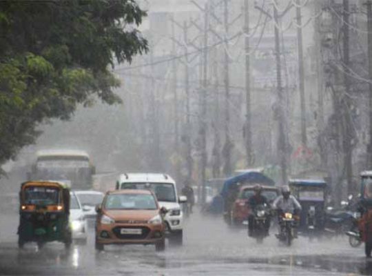Bihar: There is a risk of continuous rain and lightning in 14 districts including Patna, Gaya, Bhagalpur, Meteorological Department advised people to stay safe in their homes