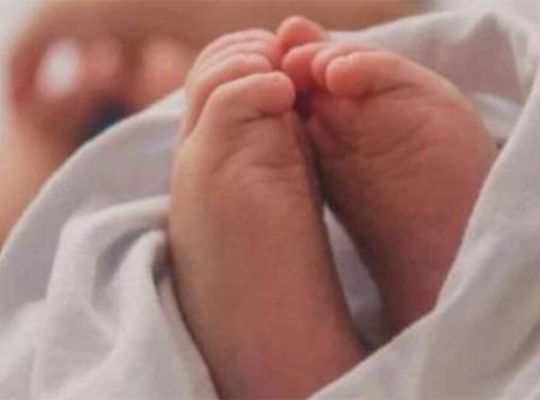  Bihar: An example of humanity! A woman gave birth to a baby girl in the general compartment of a train! The presence of mind of a railway staff and an ANM saved two lives.