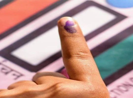 Bihar Assembly Elections 2025: With the announcement of two-phase voting, the code of conduct has come into effect. Now, if you have more than 50,000 rupees in cash, complete details will have to be given, otherwise it will be confiscated.