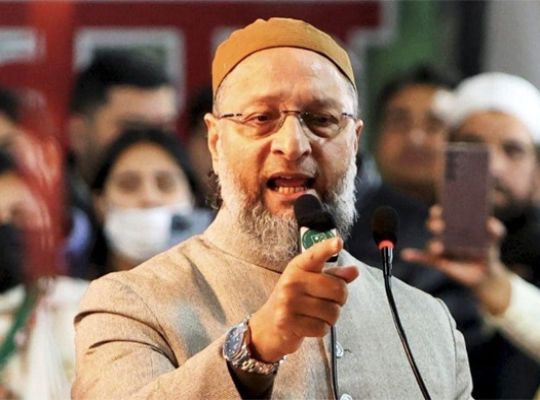 AIMIM makes a big bet in the Bihar Assembly elections! Owaisi's party releases its first list, will field candidates on 100 seats.