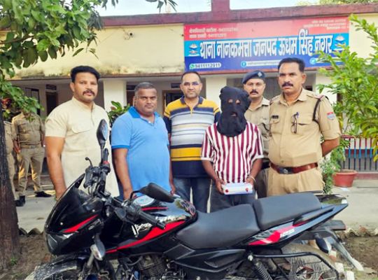 Uttarakhand: Police and Special Task Force (STF) take major action against drug traffickers! Two accused arrested in separate locations with heroin worth 4.5 million rupees and smack worth 6 million rupees.