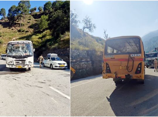 Uttarakhand: Accident in Uttarkashi! Roadways bus collides with school bus near Dobat, children scream