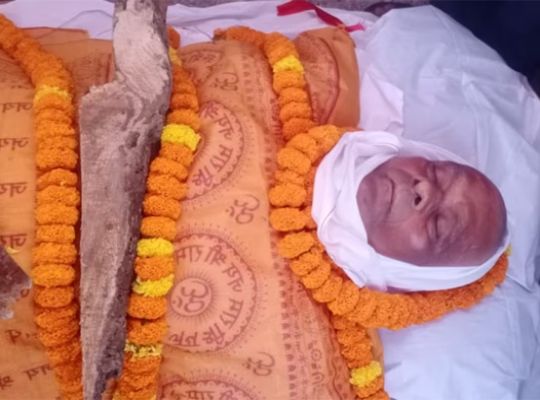 In Gaya, Bihar, a living man led his own funeral procession, arriving at the cremation ground on a bier with music and fanfare.