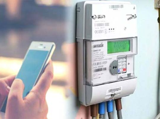 Uttarakhand: Major action taken against smart meter installations! Amid a controversy over 20,000 damaged meters, UPCL has halted the installation of new meters across the state.