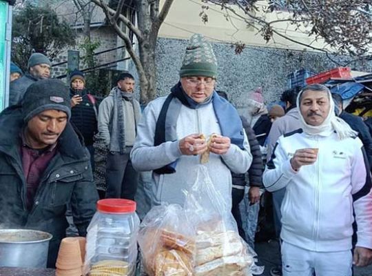 Uttarakhand: CM Dhami took a morning walk during his visit to Nainital and collected feedback on development work from tourists and locals.