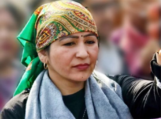 Haldwani blogger Jyoti Adhikari's case escalates! Police are questioning her in jail, and the SSP says those who threatened the complainant will not be spared.