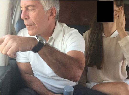 The Epstein Files' massive revelation: A dark world of sex trafficking, violence, and power! Victim claims! A famous Prime Minister brutalized me.