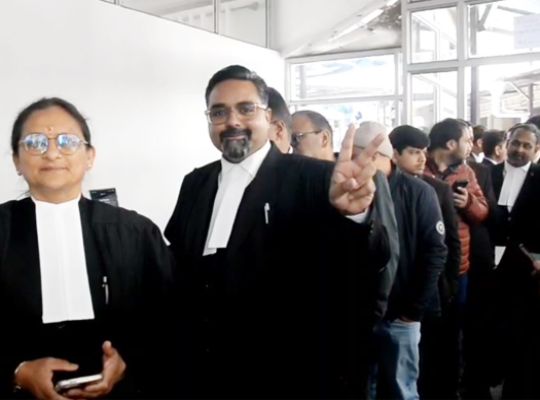 Uttarakhand: Uttarakhand Bar Council elections are being held peacefully! Voting is underway across the state, with lawyers in Nainital showing tremendous enthusiasm.