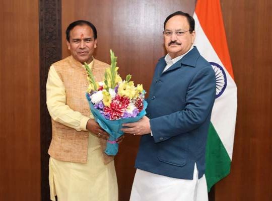 Uttarakhand: Dr. Dhan Singh Rawat meets JP Nadda, seeking additional budget from the Centre for health preparations for the Chardham Yatra