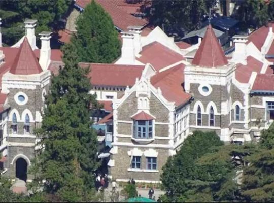 Uttarakhand: The Nainital High Court reprimanded the Directorate of Child Development! Citing Rule 4(1), it declared the Anganwadi supervisor's dismissal order illegal.