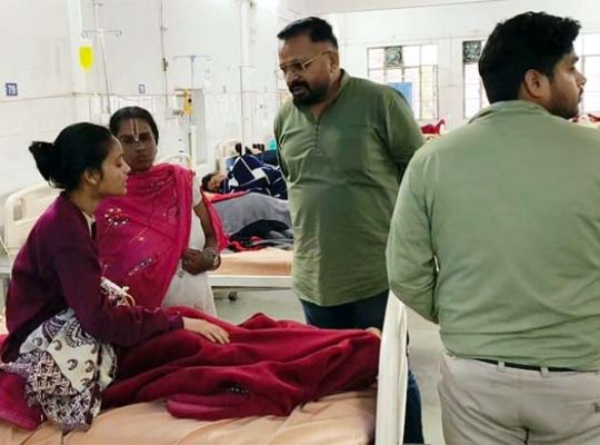 Rudrapur: 11 people suffer food poisoning after eating food made with buckwheat flour, 6 are in critical condition.