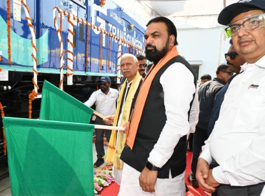 Travel from Chhapra to Delhi set to become easier: Launch of new rail services brings a major boon to Purvanchal and Bihar; township, airport, and dry port projects to give a new dimension to development.
