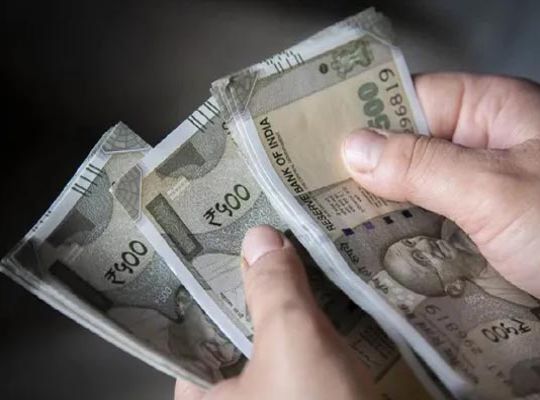 Major boost for Uttarakhand forest workers from the Cabinet: Minimum honorarium of ₹18,000 now applicable after 10 years of service; orders issued.