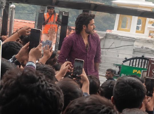 A buzz was created as soon as Emraan Hashmi arrived in Mussoorie, with fans gathering at the shooting location! Uttarakhand is rapidly becoming a preferred destination for filmmakers and web series producers.