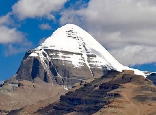 Kailash Mansarovar Yatra 2026: Many Indian pilgrims stranded in Nepal; Ministry of External Affairs issues a strict advisory.