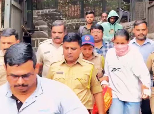 Investigation into the Ketan murder case gains momentum! Fianc&eacute;e and alleged lover accused of plotting the murder; police are piecing together the evidence through a crime scene reenactment at Lohagarh Fort.