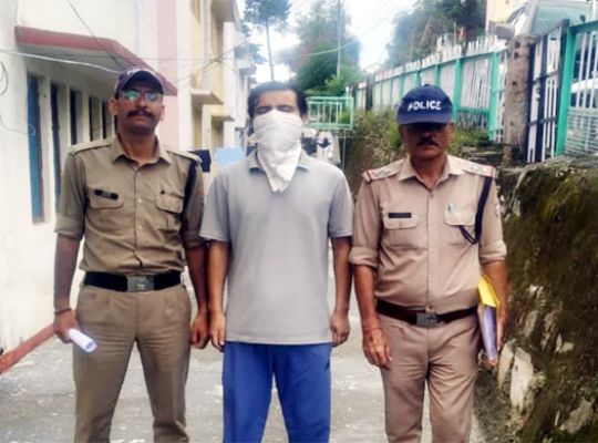 Bank fraud exposed in Tehri: Former cashier of Uttarakhand Gramin Bank siphoned off ₹54 lakh using forged documents; arrested in Dehradun, investigation into fund flow underway.
