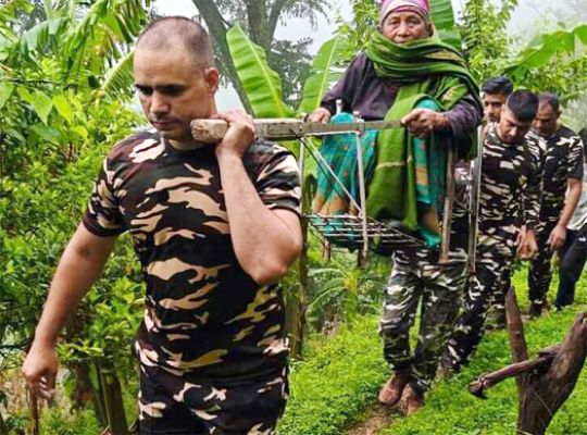 The Plight of the Mountains: No young men left in the village to carry the *doli* (palanquin); SSB jawans stepped in to shoulder the burden for a sick woman! The lack of roads, employment, and healthcare facilities has revealed a grim picture of mass migration.