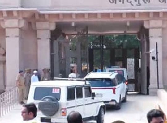 Major decision in the Ram Mandir donation theft case: Resignations of Champat Rai and Anil Mishra accepted! Krishna Mohan, who filed the FIR, has been entrusted with the responsibility of Acting General Secretary.