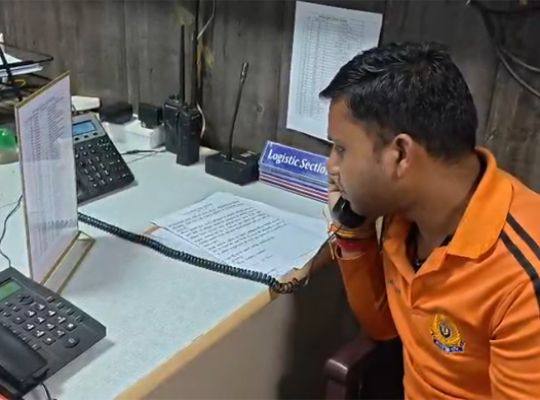  Rudraprayag administration on high alert amidst heavy rain warning; DM takes charge from the control room and urges people to remain vigilant.