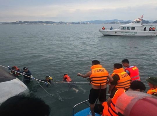 Mourning on Vietnam's Phu Quoc Island: 15 dead and 21 rescued after a boat carrying Indian tourists capsizes; Indian Embassy mobilizing to assist the affected families.