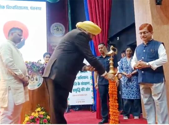 Uttarakhand: Governor arrives in Pantnagar for the Harela festival; participates in the &lsquo;Harit Yagya&rsquo; program and plants a sapling.