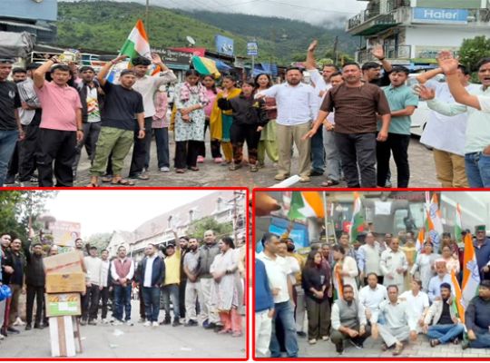 Big News: Echoes of the Jantar Mantar incident reach Uttarakhand! Congress burns an effigy in Mussoorie; Youth Congress stages a protest in Nainital; massive student rally in Gangolihat.