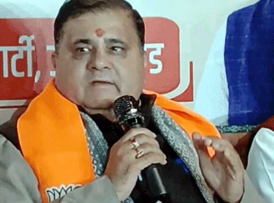 Uttarakhand politics heats up over Mahendra Bhatt's alleged statement; Congress calls it an insult to the youth, while the Unemployed Union issues a warning.