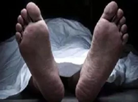 Uttarakhand: Worker dies a tragic death while on duty at Rudrapur's SIDCUL! Accident caused by falling heavy material; family devastated.