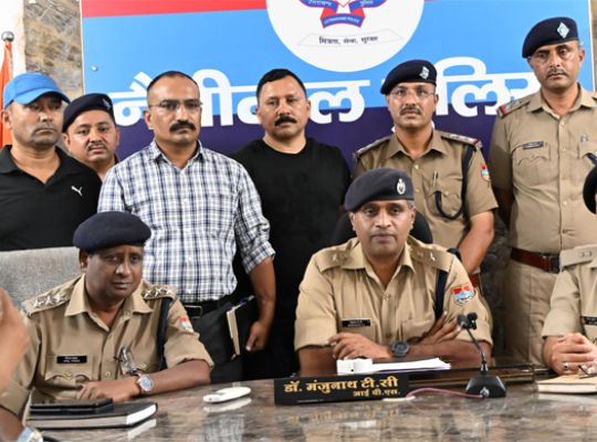 Gold earring snatched from elderly woman in Haldwani recovered! Police make sensational breakthrough within 48 hours; two accused from Badaun arrested.