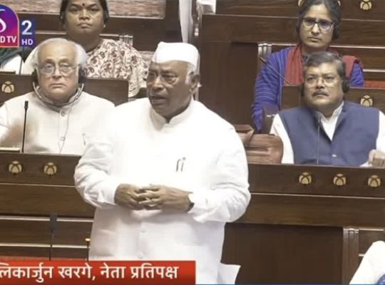 Uttarakhand: Uproar over the &lsquo;purification&rsquo; of the stage following Kharge&rsquo;s rally in Haldwani! Congress President speaks in Rajya Sabha&mdash;"I was insulted; action must be taken against the guilty."