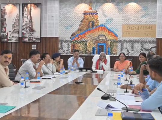 Rudraprayag: Disaster Management Minister Madan Kaushik takes a tough stance on closed roads! He directs that routes be opened on a priority basis, stating that negligence will absolutely not be tolerated.