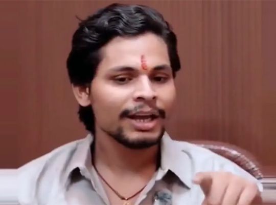 Swatantra Bhardwaj, accused of assault during the CJP protest, arrested! Delhi Police apprehended him in Bulandshahr; a confession in a viral podcast clip exposed him.
