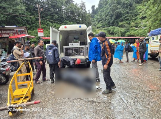 Uttarakhand: Major accident during the Kedarnath Dham pilgrimage! Pune resident dies after falling into a gorge.