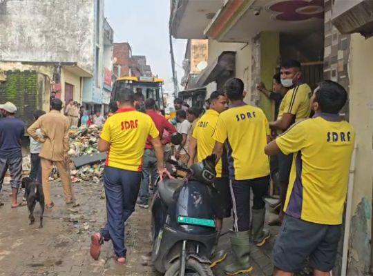 Uttarakhand: Six-year-old Vidhika swept away in a swollen drain while playing! Rescue operation lasted 30 hours; the child's body was found 300 meters away.