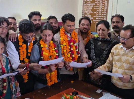 Uttarakhand: ABVP Dominates Mussoorie MPG College! Wins Posts of President, General Secretary, and University Representative.