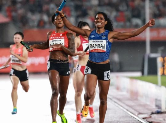 Another gold for India at the Asian Games! A brilliant performance by the Indian quartet in the women's 4x400m relay, with Vithya Ramraj anchoring the final leg.