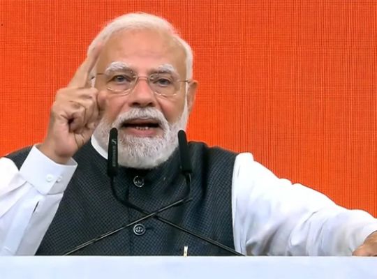 Big News: 25 years in public life completed! PM Modi says it is now time to dedicate oneself fully to a 'Viksit Bharat' (Developed India); 'Seva Jyoti Yatra' and 'Sankalp Sabhas' are also creating a buzz in Uttarakhand.