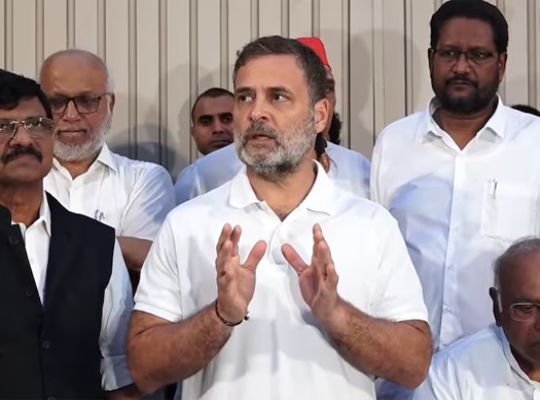 Big News: INDIA bloc gears up to sustain the protest from Delhi across the country! Rahul Gandhi states the goal is the resignation of Gyanesh Kumar; demands also raised to lift restrictions on protests at Jantar Mantar.