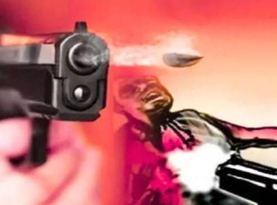 Uttarakhand: Nanakmatta shaken by a bloody incident stemming from an old enmity; a young man shot dead after his home was attacked.