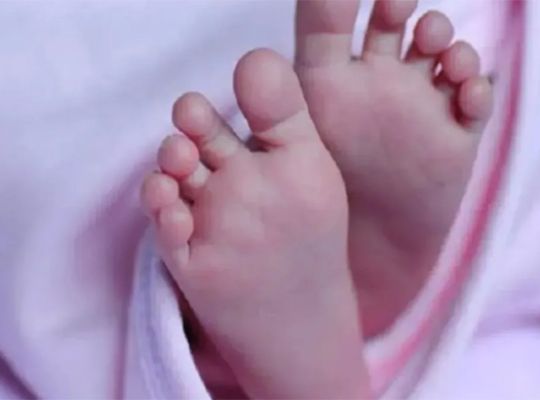 Uttarakhand: A shocking incident that has shaken humanity&mdash;a newborn, found wrapped in cloth beneath a car, has passed away after three days! Three suspects are currently being questioned.